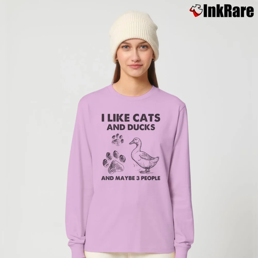 Women’s I Like Cats And Ducks And Maybe 3 People Cat Duck Gift Long-Sleeve Top in light pink | Sleek, Versatile, All-Season