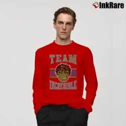 Men’s Incredible Hulk Marvel Classic Team Graphic Long-Sleeve Shirt in red | Sleek, Lightweight, Year-Round Wear