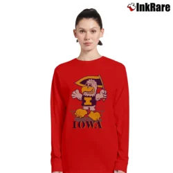 Women’s Iowa Hawkeyes 1987 Mascot Spellout 80s Graphic Long-Sleeve Top in red | Sleek, Versatile, All-Season