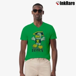 Men’s Iowa Hawkeyes 1987 Mascot Spellout 80s Graphic V-Neck Tee in irish green | Sharp, Breathable, Everyday Staple