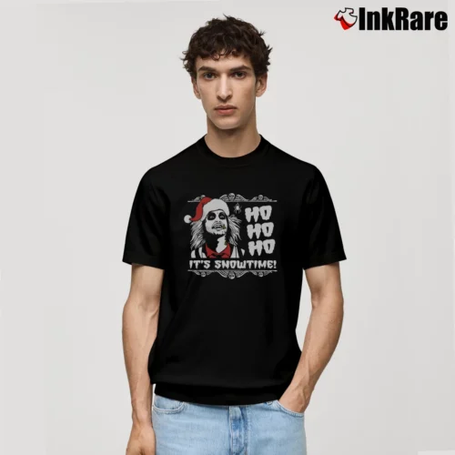 It’s Show Time Beetlejuice Christmas Men’s Classic Tee in black – Premium Comfort Men’s It's Show Time Beetlejuice Christmas Classic T-Shirt in black | Soft, Breathable Everyday Wear