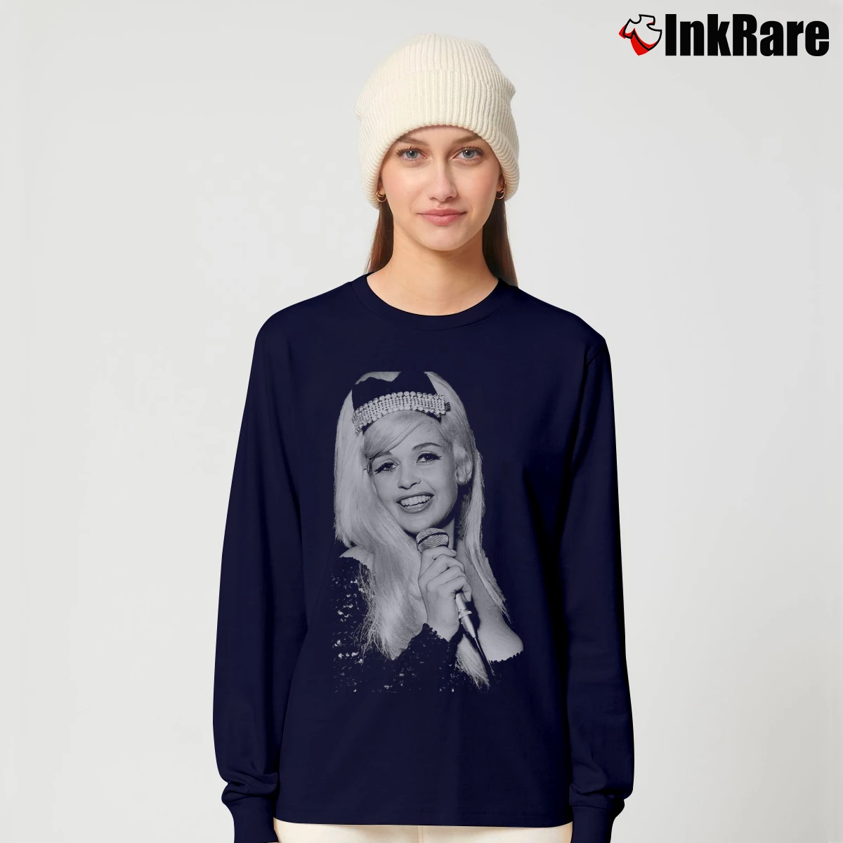 Women’s Jayne Mansfield 1950s Too Hot Long-Sleeve Top in navy | Sleek, Versatile, All-Season