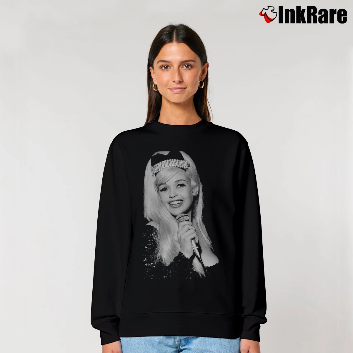 Women’s Jayne Mansfield 1950s Too Hot Relaxed Sweatshirt in black | Soft, Laid-Back Vibe
