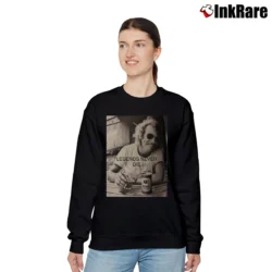 Women’s Jimmy Buffett Legends Never Die Relaxed Sweatshirt in black | Soft, Laid-Back Vibe