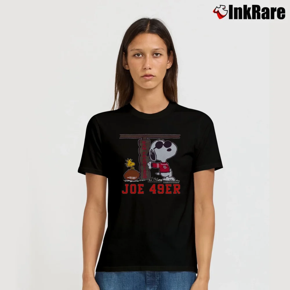 Women’s Joe 49ers Snoopy Woodstock San Francisco 49ers Vintage 80s Football Signature T-Shirt in black | Soft, Flattering Fit