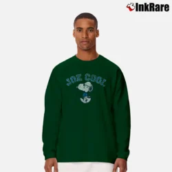Men’s Joe Cool Snoopy Long-Sleeve Shirt in forest green | Sleek, Lightweight, Year-Round Wear
