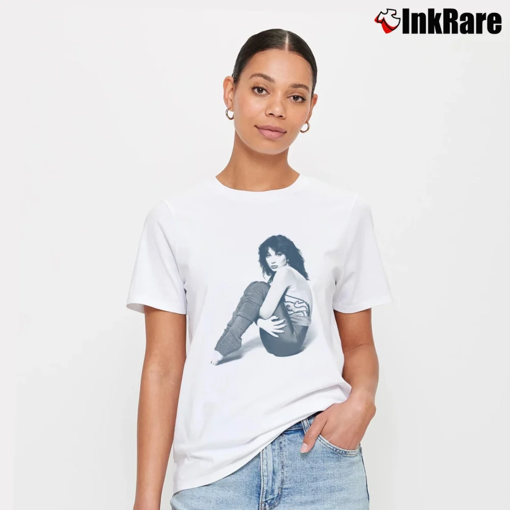 Women’s Kate Bush Retro Signature T-Shirt in white | Soft, Flattering Fit