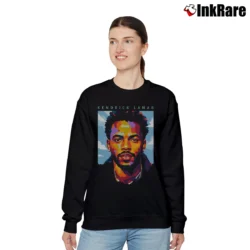 Women’s Kendrick Lamar WPAP Portrait Relaxed Sweatshirt in black | Soft, Laid-Back Vibe