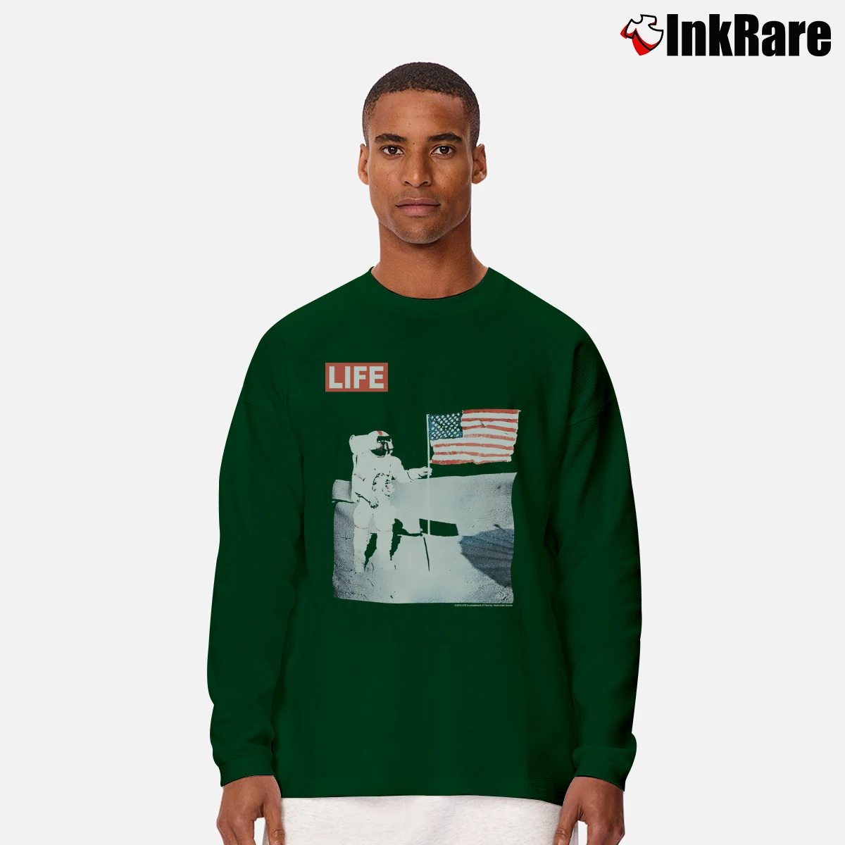 Men’s Life Magazine Man On The Moon Long-Sleeve Shirt in forest green | Sleek, Lightweight, Year-Round Wear