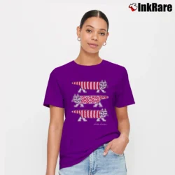 Women’s Lisa Larson Uniqlo Cat Signature T-Shirt in purple | Soft, Flattering Fit