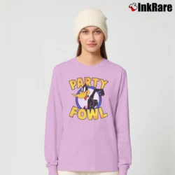 Women’s Looney Tunes Daffy Party Fowl Portrait Graphic Long-Sleeve Top in light pink | Sleek, Versatile, All-Season