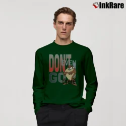 Men’s Looney Tunes Tasmanian Devil Warner Bros Long-Sleeve Shirt in forest green | Sleek, Lightweight, Year-Round Wear