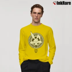 Men’s Looney Tunes Wile E Coyote Super Genius Long-Sleeve Shirt in yellow | Sleek, Lightweight, Year-Round Wear