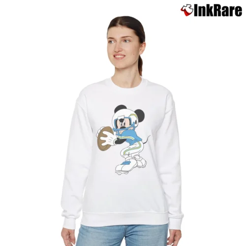 Los Angeles Chargers Football Mickey Mouse Walt Disney Women’s Relaxed Sweatshirt in white – Cozy Casual Women’s Los Angeles Chargers Football Mickey Mouse Walt Disney Relaxed Sweatshirt in white | Soft, Laid-Back Vibe