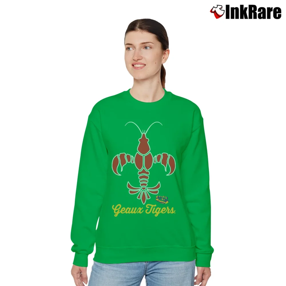 Women’s LSU Tigers Crawfish Fleur De Lis Graphic Relaxed Sweatshirt in irish green | Soft, Laid-Back Vibe