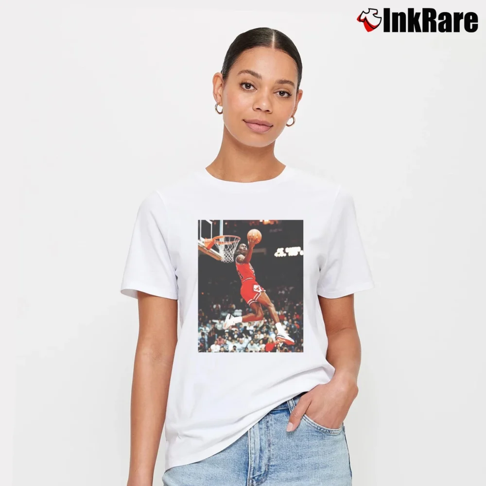 Women’s Michael Jordan Dunk Contest Signature T-Shirt in white | Soft, Flattering Fit