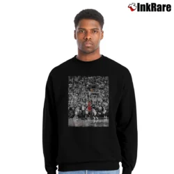 Men’s Michael Jordan Signature Moment Crewneck Sweatshirt in black | Cozy Fabric, Clean Style
