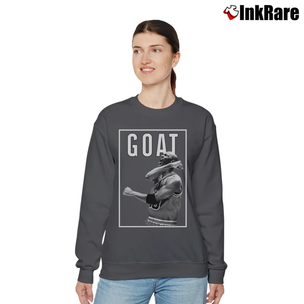 Women’s Michael Jordan The GOAT Relaxed Sweatshirt in charcoal | Soft, Laid-Back Vibe