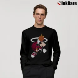 Men’s Mickey Mouse Miami Heat Basketball Long-Sleeve Shirt in black | Sleek, Lightweight, Year-Round Wear