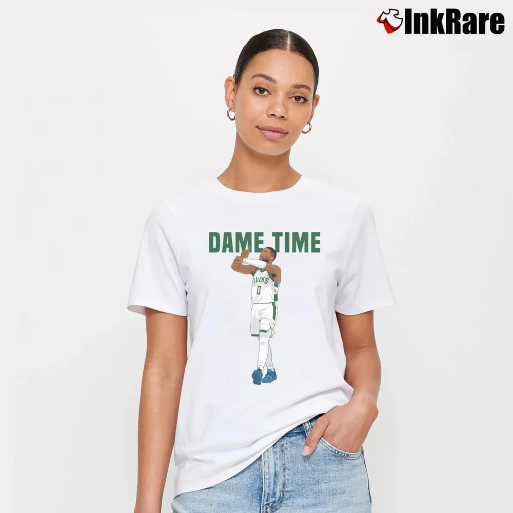 Women’s Milwaukee Bucks Damian Lillard Dame Time Signature T-Shirt in white | Soft, Flattering Fit