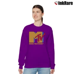 Women’s MTV 1985 Original Graphic 80s Relaxed Sweatshirt in purple | Soft, Laid-Back Vibe