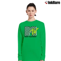 Women’s Mtv Classic Vans Checker Logo Long-Sleeve Top in irish green | Sleek, Versatile, All-Season