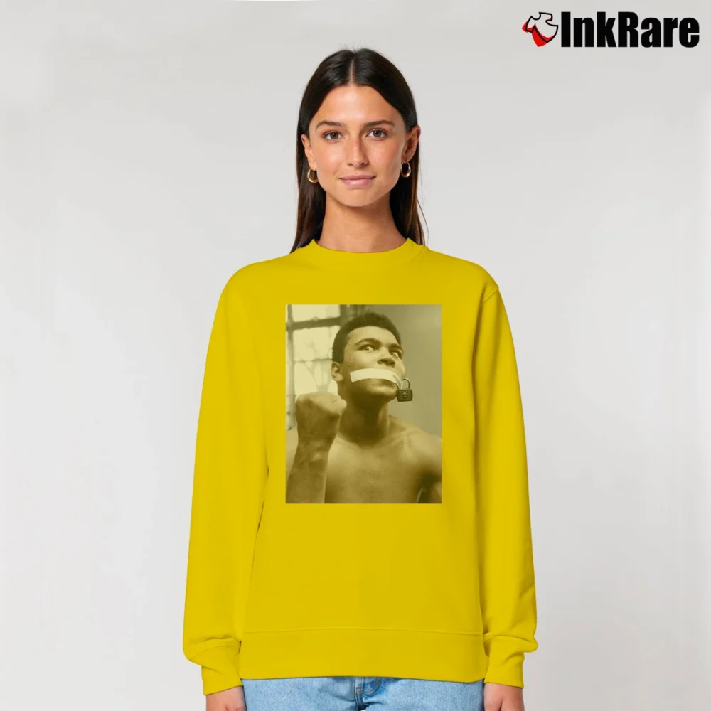 Women’s Muhammad Ali Funny Moment for Boxing Fans Relaxed Sweatshirt in yellow | Soft, Laid-Back Vibe