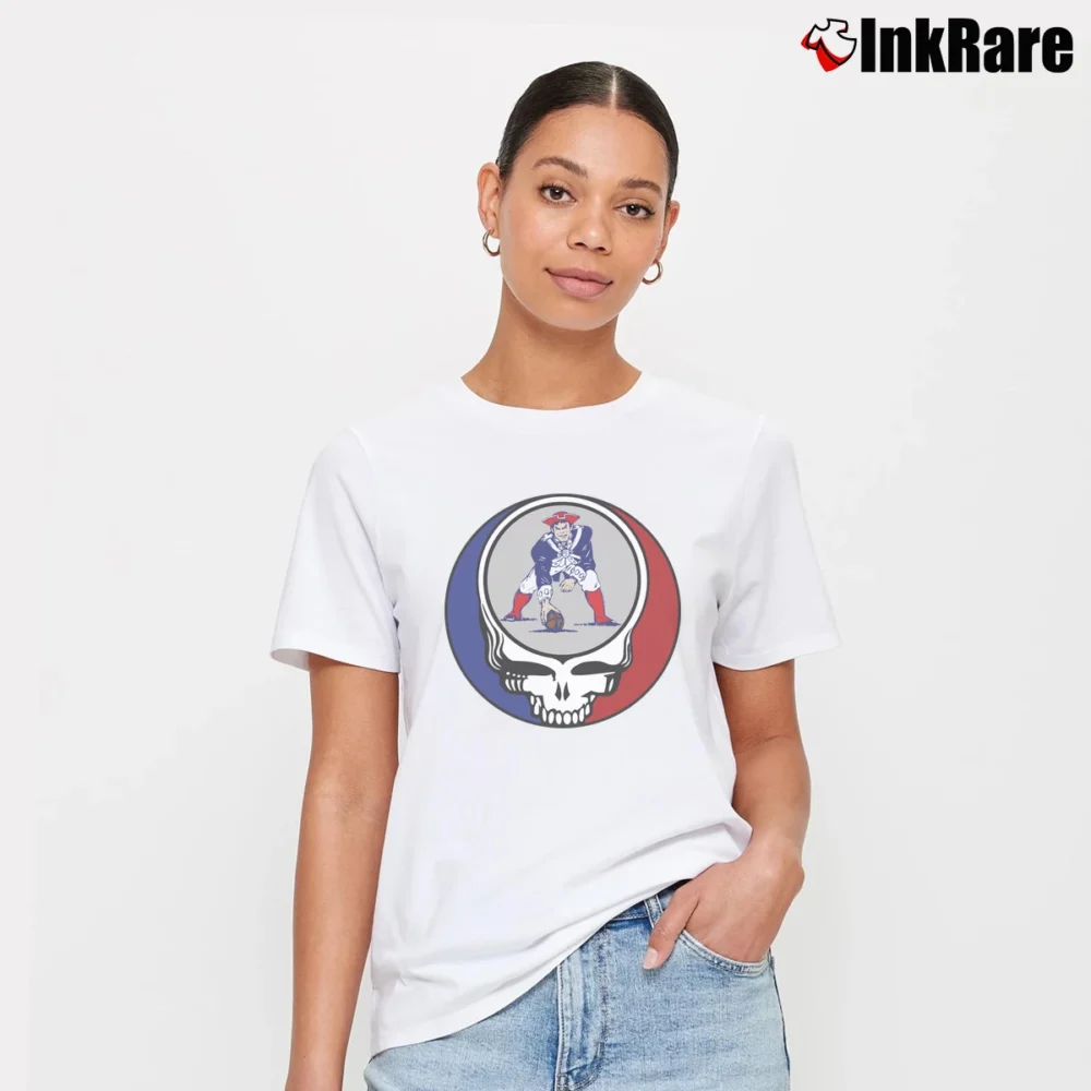 Women’s New England Patriots Grateful Dead Steal Your Face Football Signature T-Shirt in white | Soft, Flattering Fit