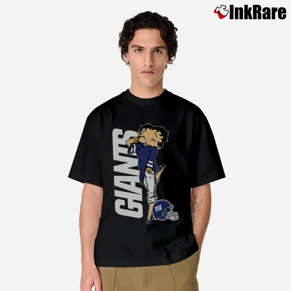 Men’s New York Giants Betty Boop Football Fan Classic T-Shirt in black | Soft, Breathable Everyday Wear