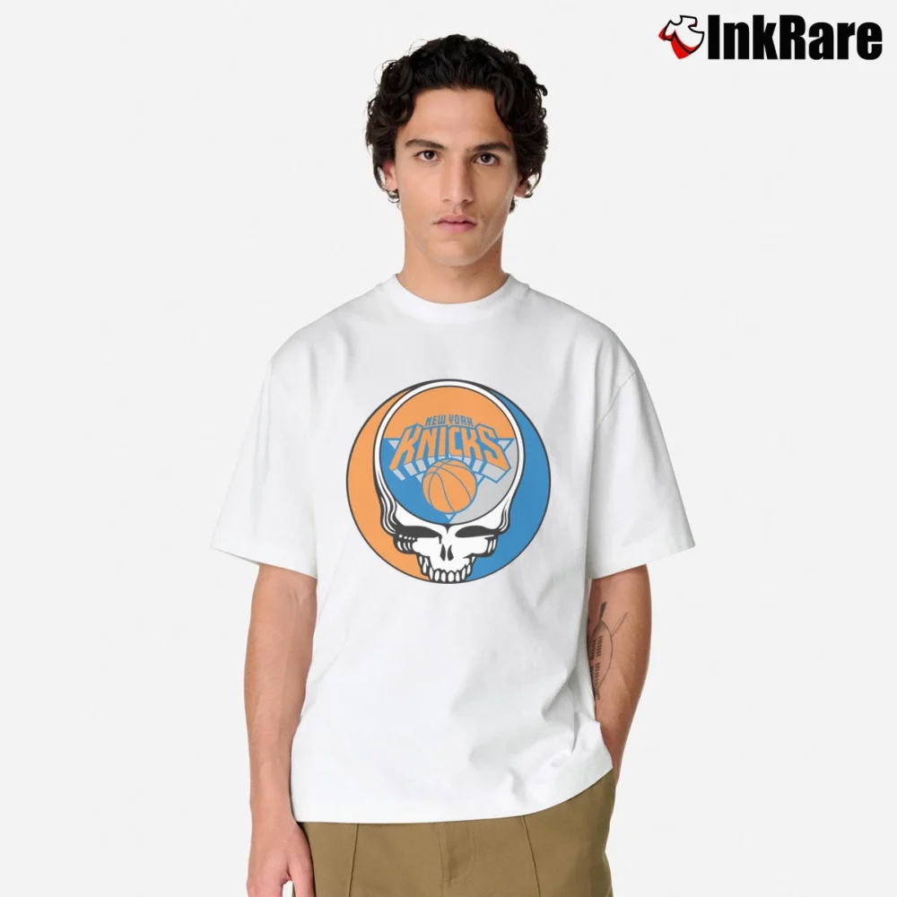 Men’s New York Knicks Basketball Grateful Dead for Music and Sports Fans Classic T-Shirt in white | Soft, Breathable Everyday Wear