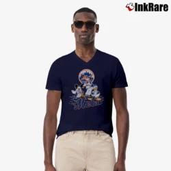 Men’s New York Mets Mickey Donald Goofy Baseball Fan V-Neck Tee in navy | Sharp, Breathable, Everyday Staple