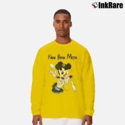 Men’s New York Mets Mickey Mouse Baseball Team Classic Long-Sleeve Shirt in yellow | Sleek, Lightweight, Year-Round Wear