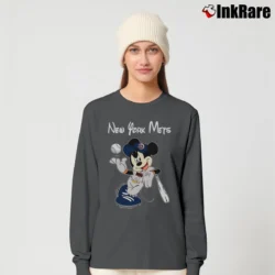 Women’s New York Mets Mickey Mouse Baseball Team Long-Sleeve Top in charcoal | Sleek, Versatile, All-Season