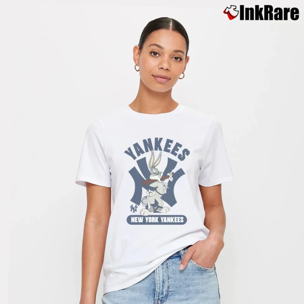 Women’s New York Yankees Looney Tunes Baseball Fan Signature T-Shirt in white | Soft, Flattering Fit