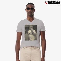 Men’s New York Yankees Mickey Mantle V-Neck Tee in sport grey | Sharp, Breathable, Everyday Staple