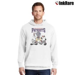 Men’s NFL New England Patriots Looney Tunes Football Pullover Hoodie in white | Cozy, Durable, Modern Fit