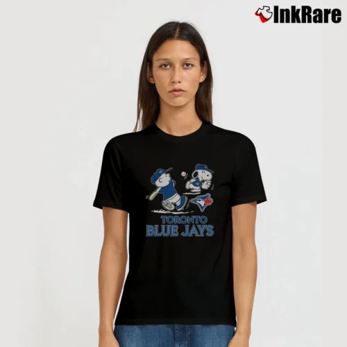 Peanuts Charlie Brown And Snoopy Playing Baseball Toronto Blue Jays Women’s Tee in black – Effortless Style Women’s Peanuts Charlie Brown And Snoopy Playing Baseball Toronto Blue Jays T-Shirt in black | Soft, Flattering Fit