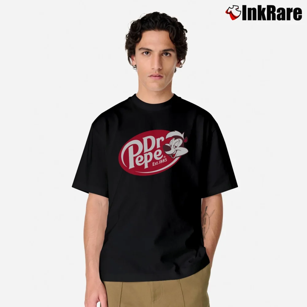 Men’s Pepe Le Pew Looney Tunes Funny Logo Classic T-Shirt in black | Soft, Breathable Everyday Wear