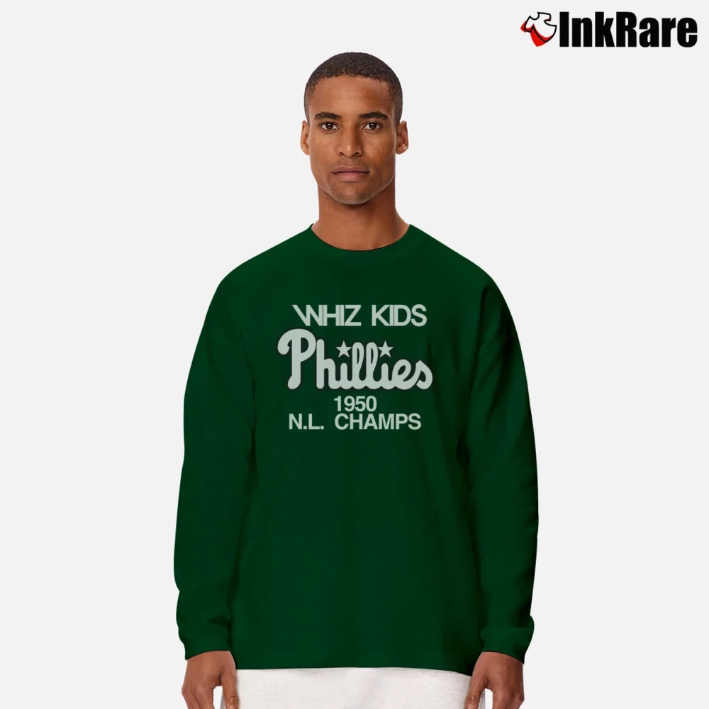 Men’s Phillies Baseball Whiz Kids Throwback Long-Sleeve Shirt in forest green | Sleek, Lightweight, Year-Round Wear