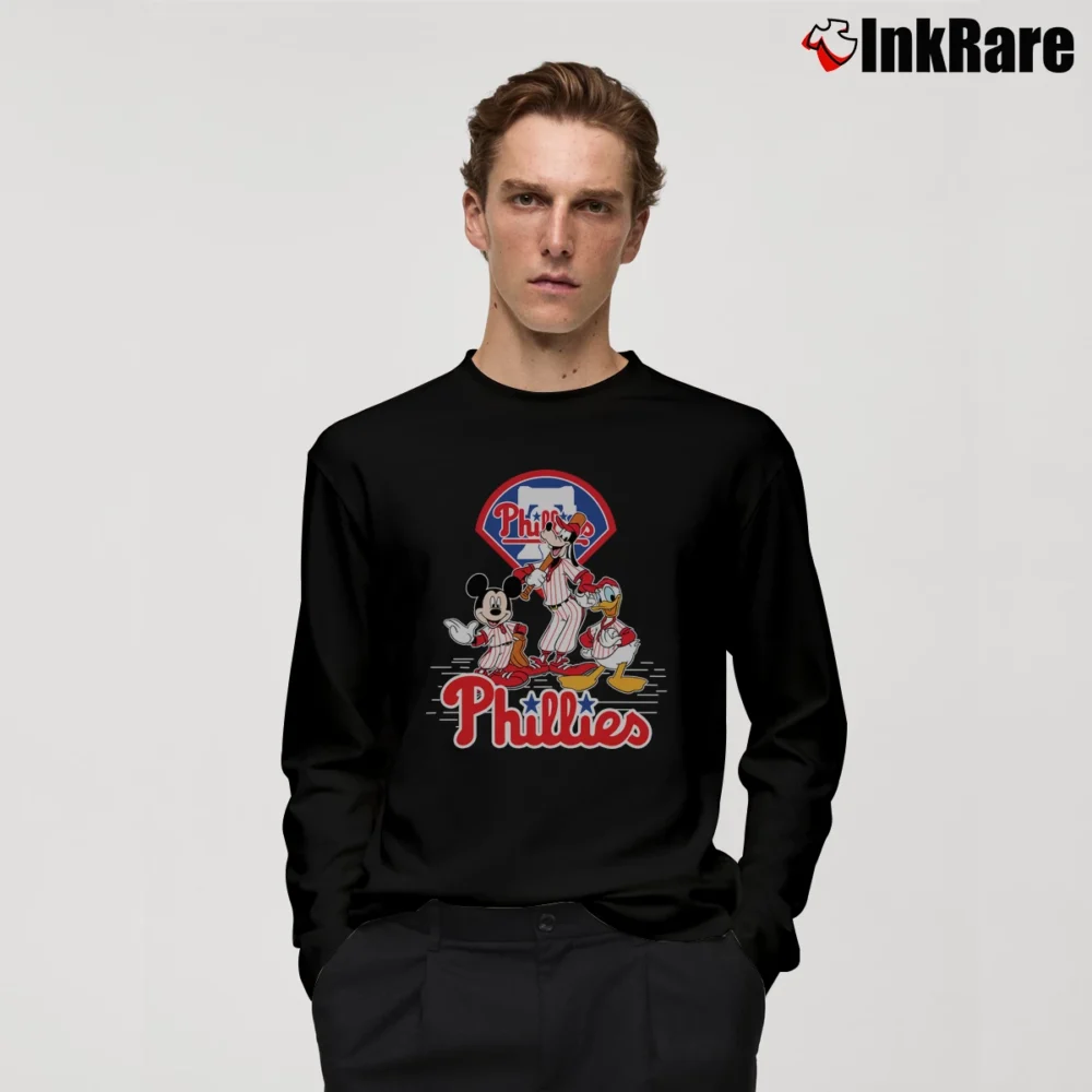 Men’s Phillies Mickey Donald Goofy Baseball Graphic Long-Sleeve Shirt in black | Sleek, Lightweight, Year-Round Wear