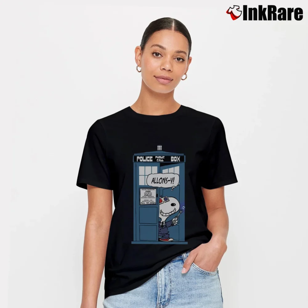 Women’s Police Bublic Call Box Snoopy T-Shirt in black | Soft, Flattering Fit