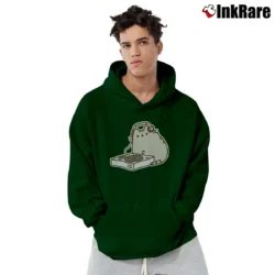 Men’s Pusheen The Cat DJ Juniors Pullover Hoodie in forest green | Cozy, Durable, Modern Fit