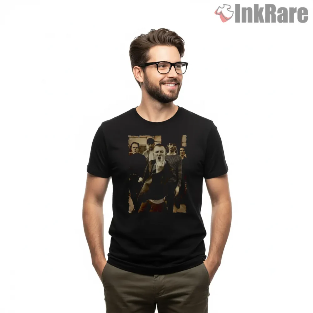 Radiohead Vintage Band Photo Streetwear Shirt on black short sleeve shirt for men graphic tee
