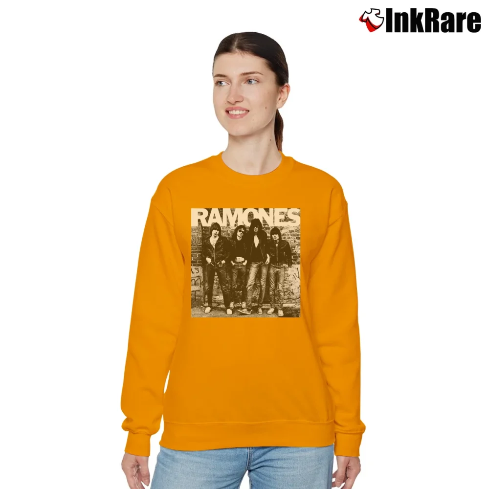 Women’s ramones band punk rock legends Relaxed Sweatshirt in orange | Soft, Laid-Back Vibe