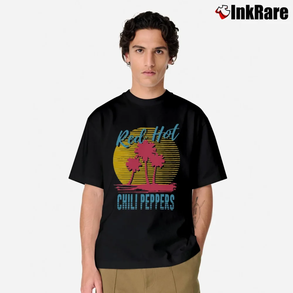 Men’s Red Hot Chili Peppers Beach Scene Classic T-Shirt in black | Soft, Breathable Everyday Wear