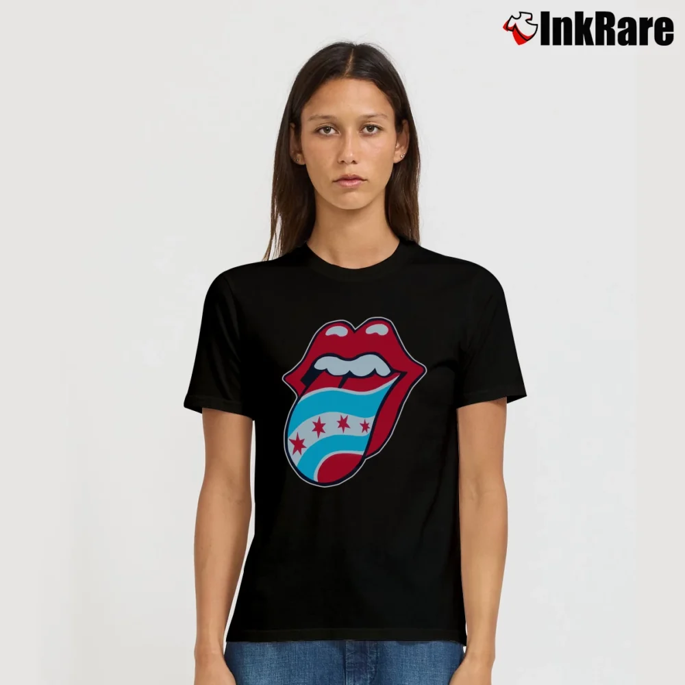 Women’s Rolling Stones Soldier Field Chicago Flag Concert Signature T-Shirt in black | Soft, Flattering Fit