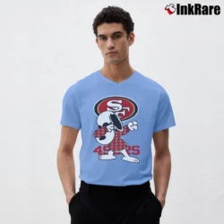 Men’s San Francisco 49ers Snoopy Dabbing V-Neck Tee in light blue | Sharp, Breathable, Everyday Staple