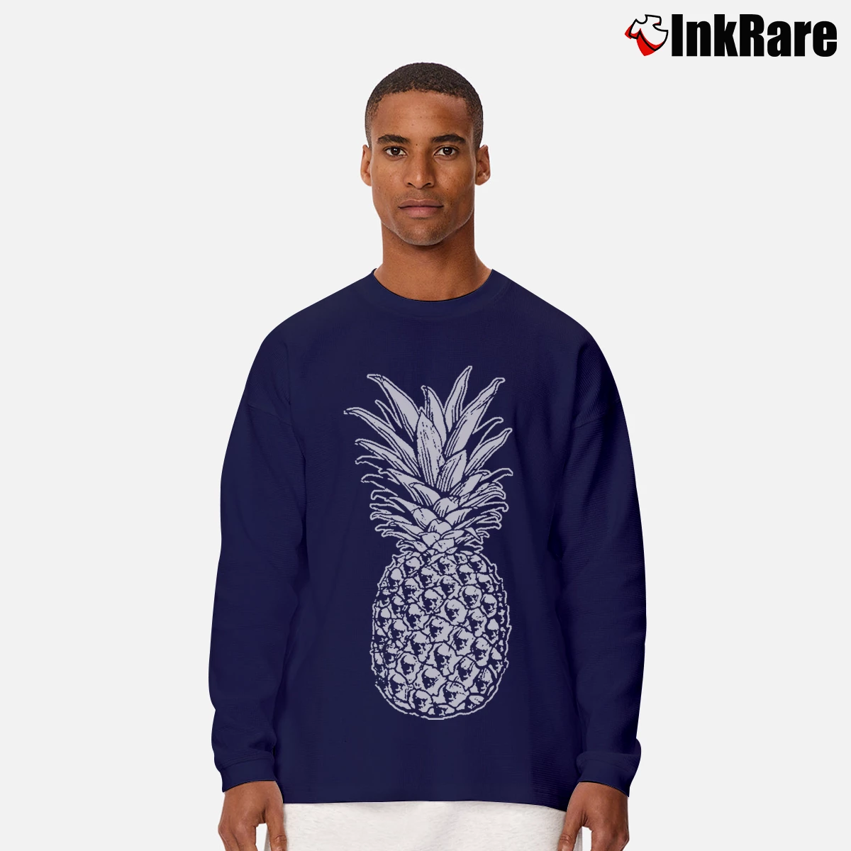Men’s Skull Pineapple Retro Style Hipster Long-Sleeve Shirt in navy | Sleek, Lightweight, Year-Round Wear