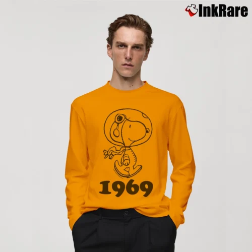 Men’s Snoopy 1969 Long-Sleeve Shirt in orange | Sleek, Lightweight, Year-Round Wear