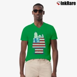 Men’s Snoopy American Flag House V-Neck Tee in irish green | Sharp, Breathable, Everyday Staple
